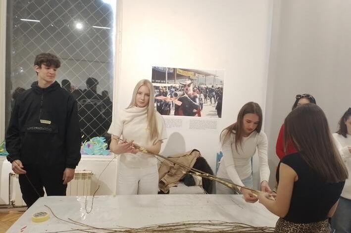 Danas su naši učenici posjetili Umjetničku galeriju BiH i učestvovali u značajnim radionicama. 3