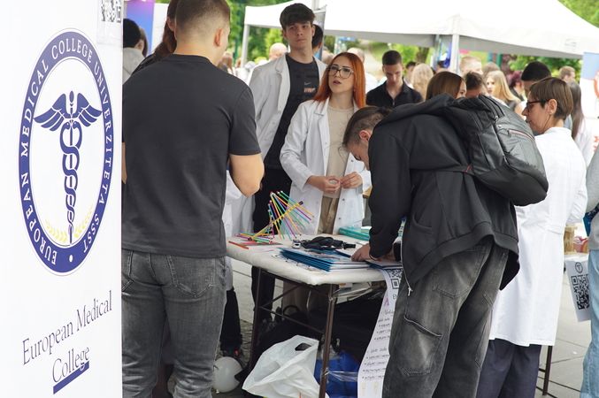 European Medical College (EMC) na Sajmu srednjih škola Kantona Sarajevo 10