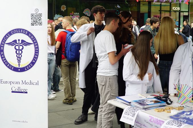 European Medical College (EMC) na Sajmu srednjih škola Kantona Sarajevo 18