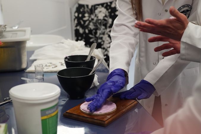 Posjeta učenika Evropskog medicinskog koledža Univerzitetu SSST 11