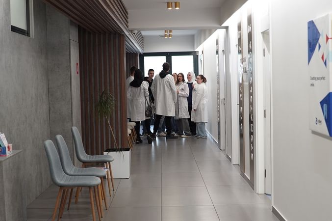 Posjeta učenika Evropskog medicinskog koledža Univerzitetu SSST 15