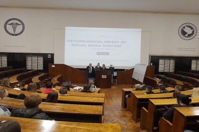 Predavanje o psihološkom uticanju medijski sadržaja na mlade ljude